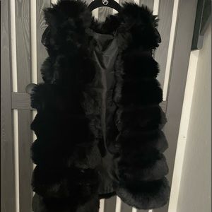Very nice Furr vest never been worn